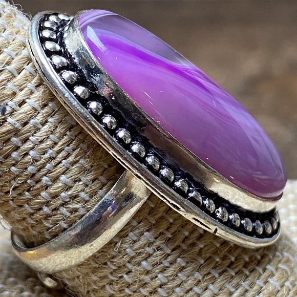 New Purple Striped Agate Silver Overlay Ring Size 9.75 Adjustable - Picture 3 of 5